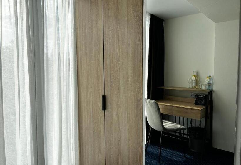 فندق Optima Collection Kamianske