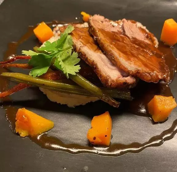 هتل Sasavona Boutique