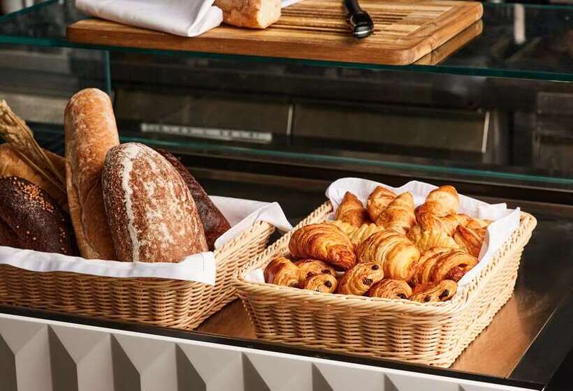 酒店 The Basilian Minsk, Curio Collection By Hilton