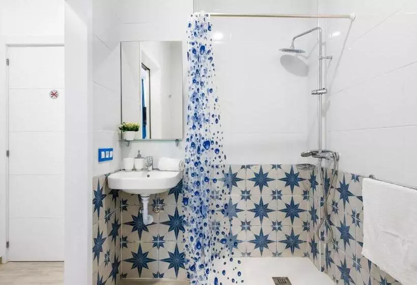 پانسیون Okeanos Eco Guest House
