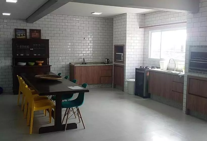 Majatalo Pousada Ohana Dullius