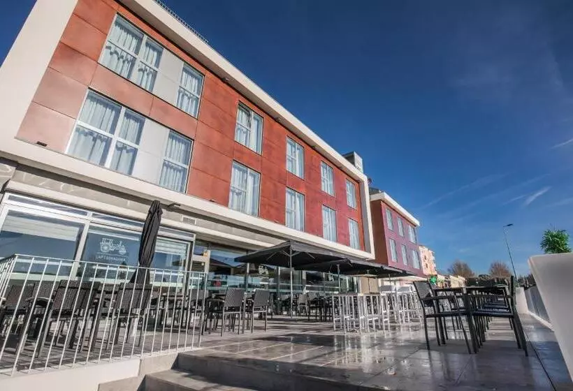 هتل Ciudad De ávila