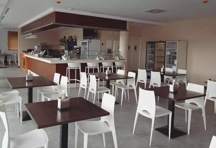 هتل Ciudad De ávila