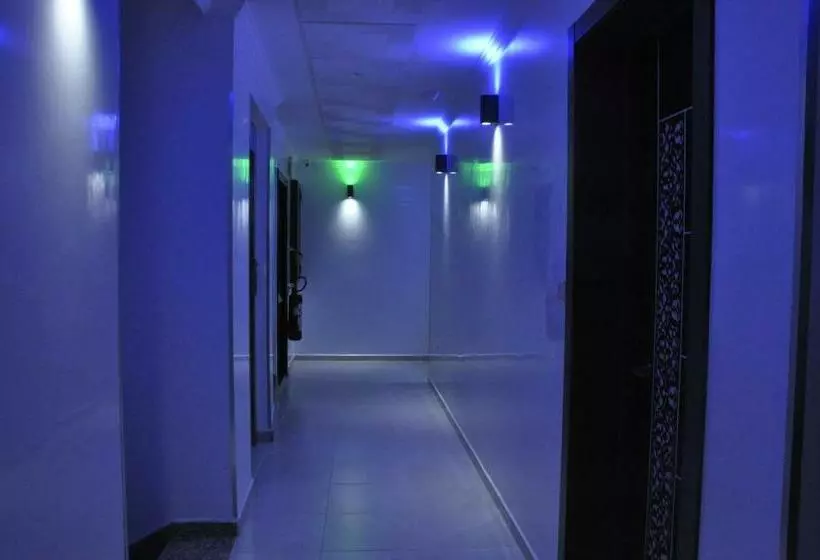هتل Hôtel Laluna Bay