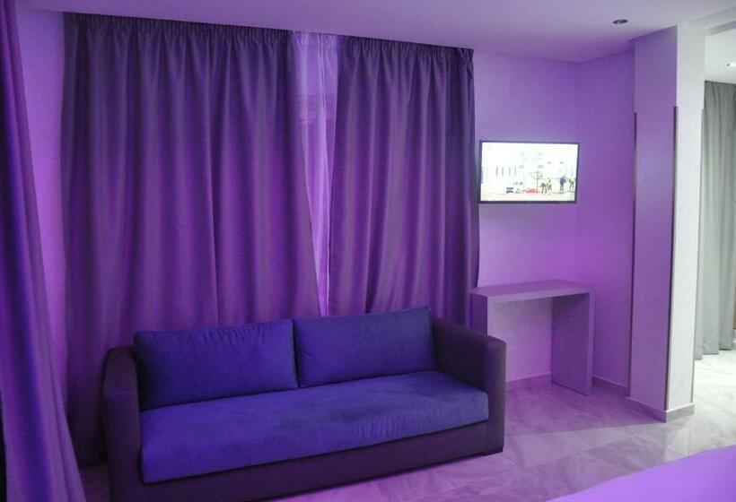 هتل Hôtel Laluna Bay