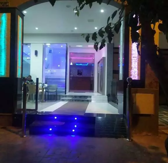 هتل Hôtel Laluna Bay