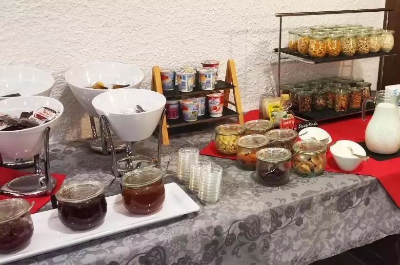 Hotelli Kreuz Höhengasthof