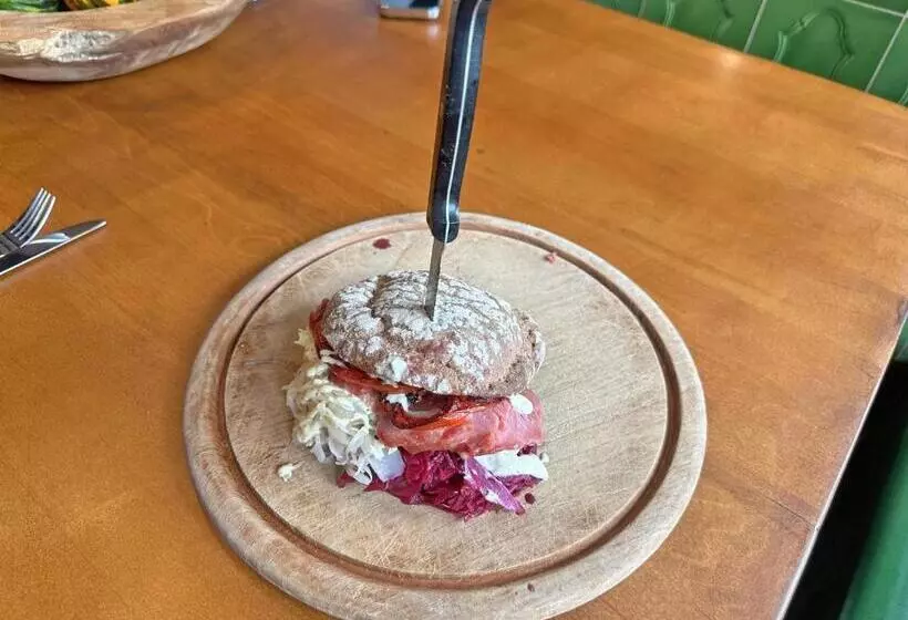 Hotelli Kreuz Höhengasthof