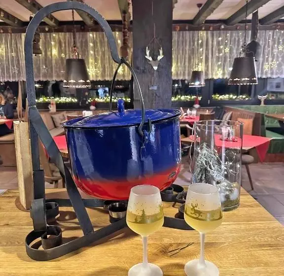 Hotelli Kreuz Höhengasthof