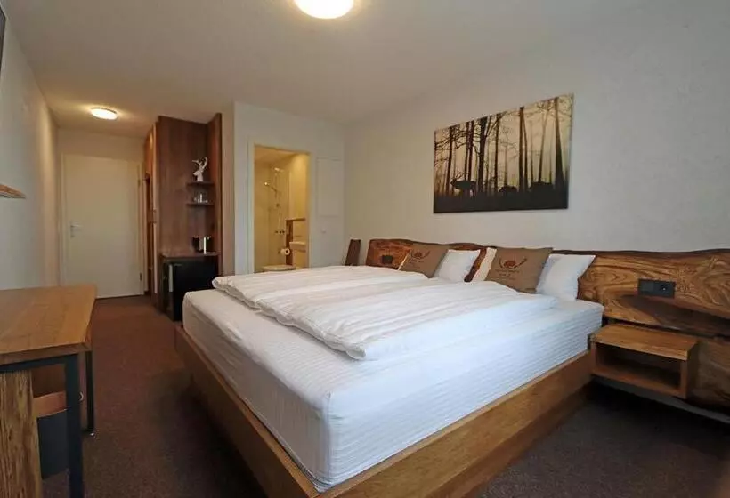 Hotelli Kreuz Höhengasthof