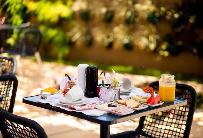 בית מלון כפרי Pousada Das Flores