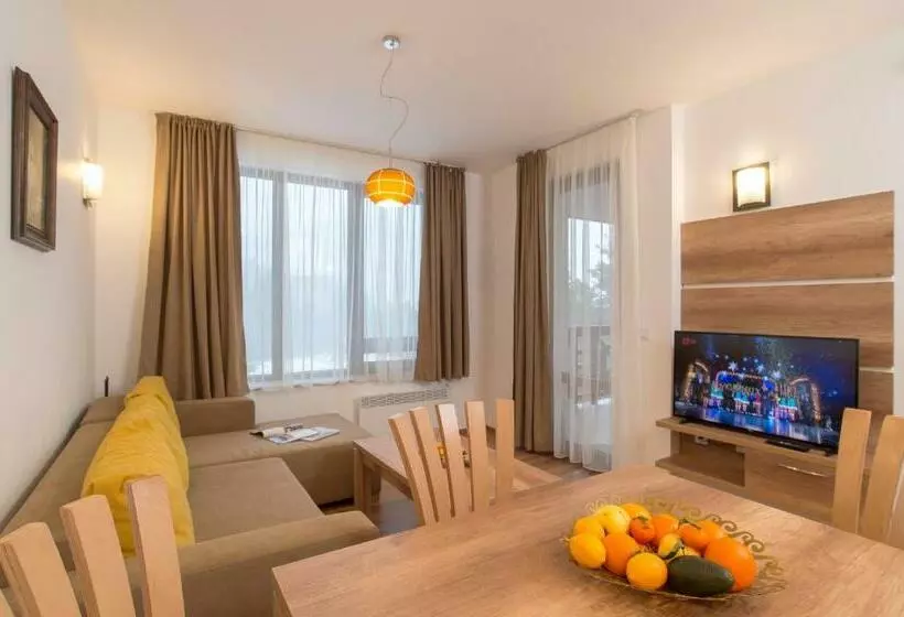 Mountain View Apartment 541