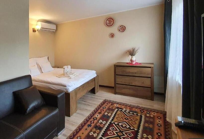 بنسيون Casa Romaneasca