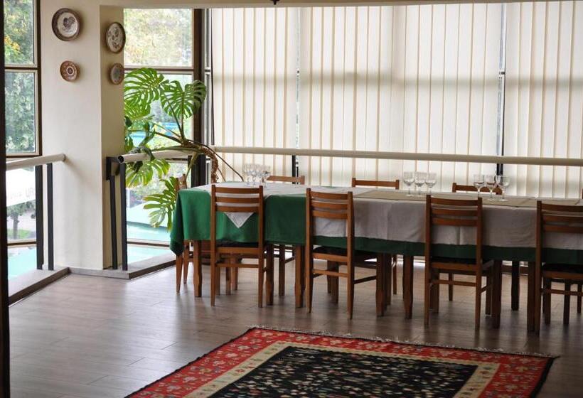 بنسيون Casa Romaneasca