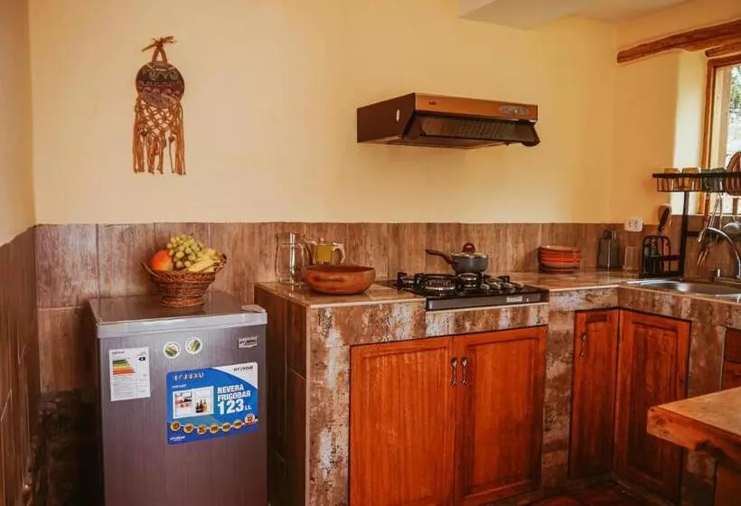 Unuwasi Hotel & Villa