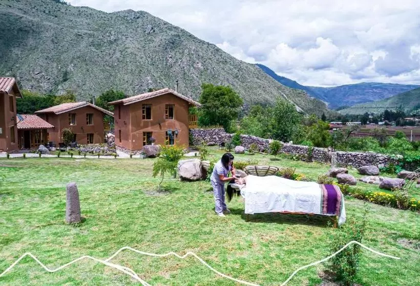 Unuwasi Hotel & Villa