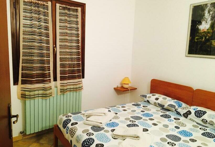 تختخواب و صبحانه Casa Vacanze Uliveto