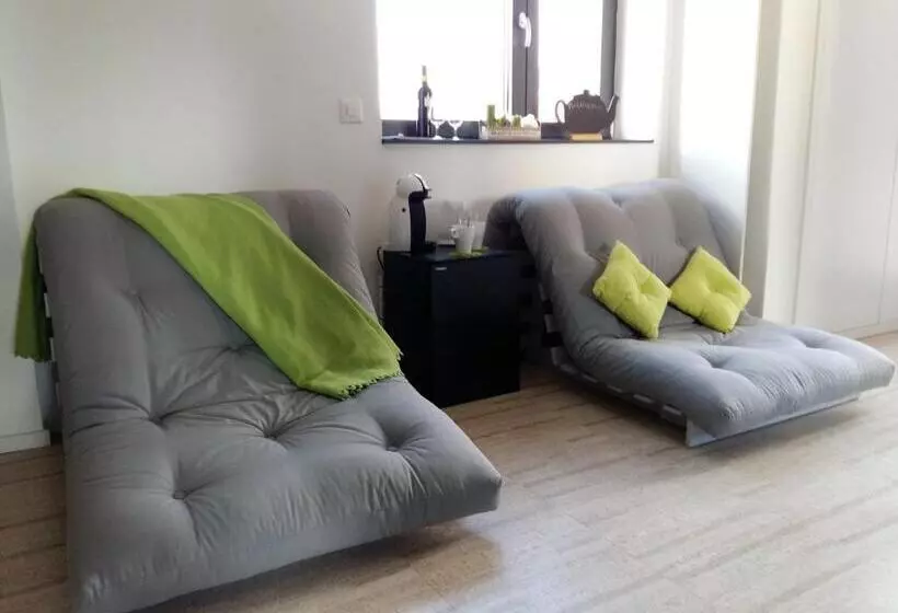 Aamiaismajoitus (B&B) Le Manoir De Champlan