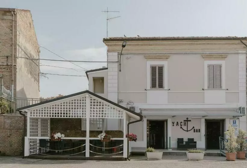 Aamiaismajoitus (B&B) Stazione A Mare