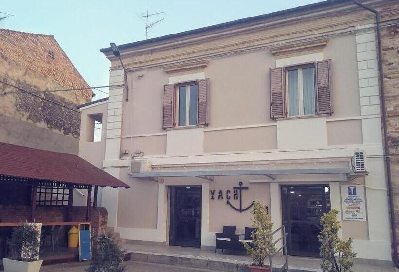 住宿加早餐  Stazione A Mare