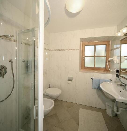 ホテル Ciasa Medalghes