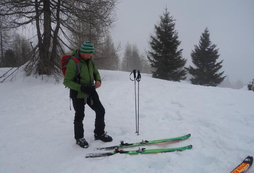 ホテル Ciasa Medalghes