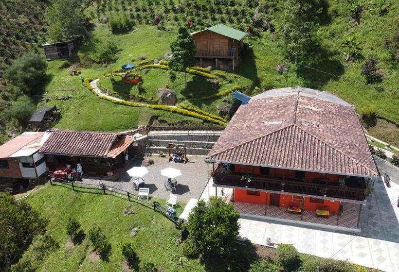 هتل Orillas Del Pizano