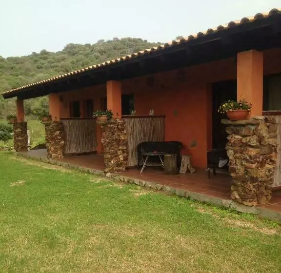 ペンション Amalfatah