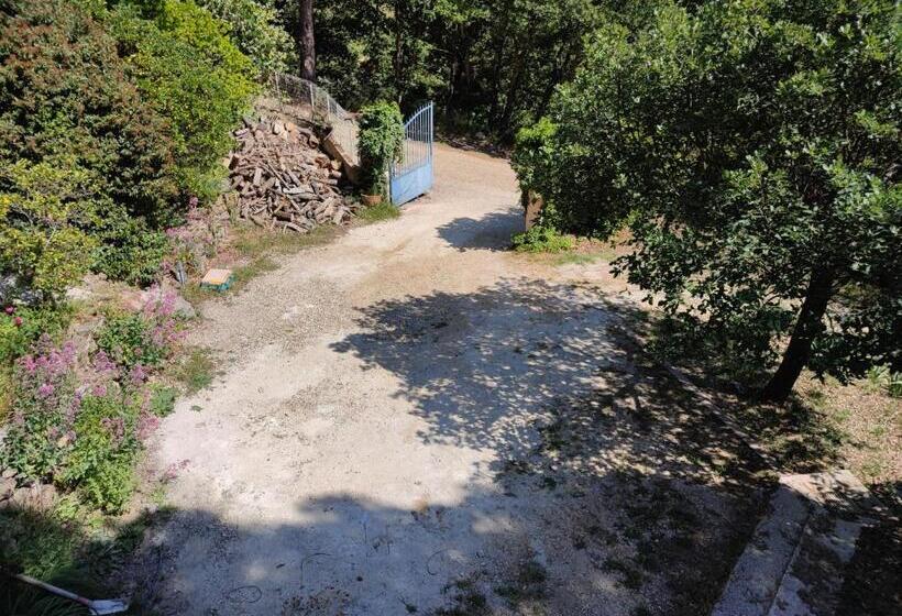 펜션 Appartement En Pleine Nature Avec Piscine Chauffée