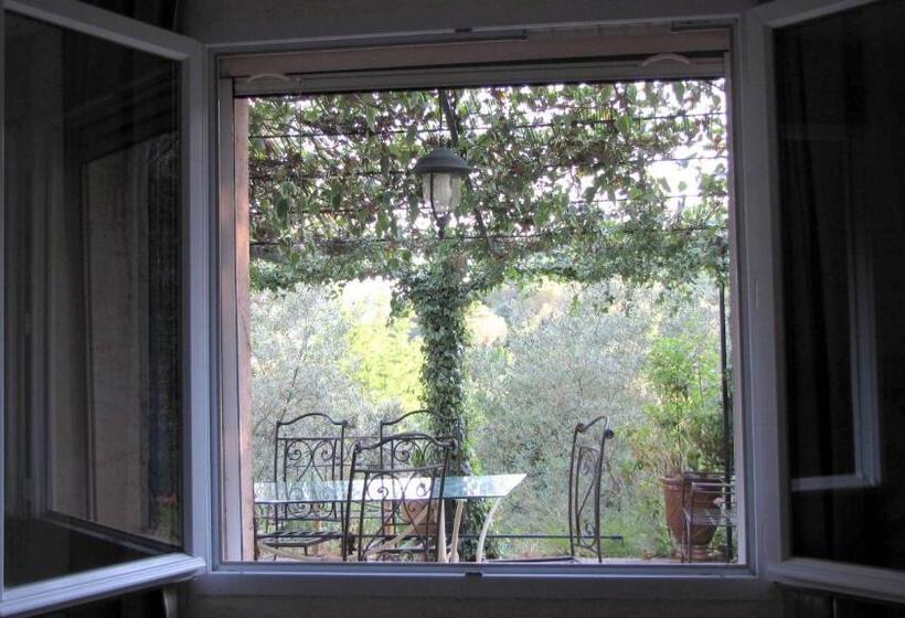 펜션 Appartement En Pleine Nature Avec Piscine Chauffée