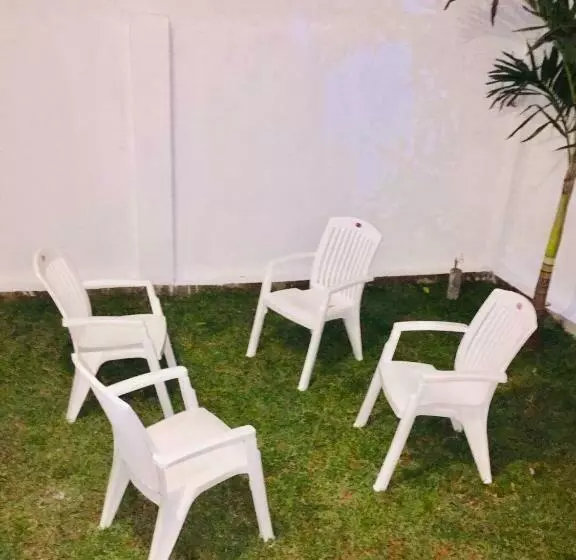 ペンション Ashford Beach