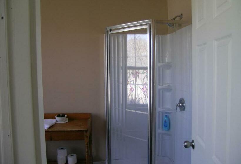 بنسيون Elsie J S Historic House