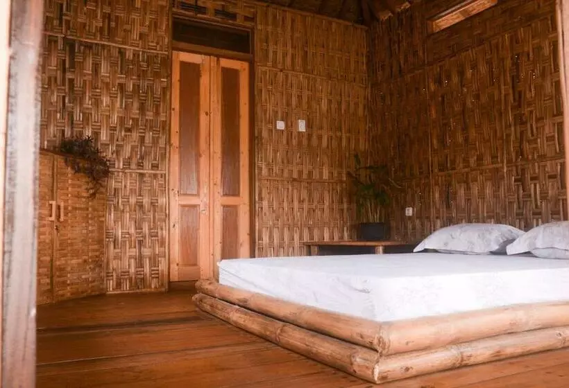 Pensione Floating Paradise