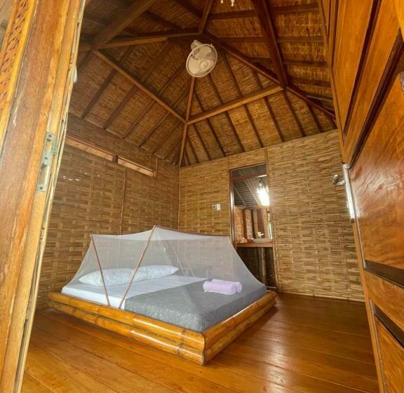 Пансион Floating Paradise