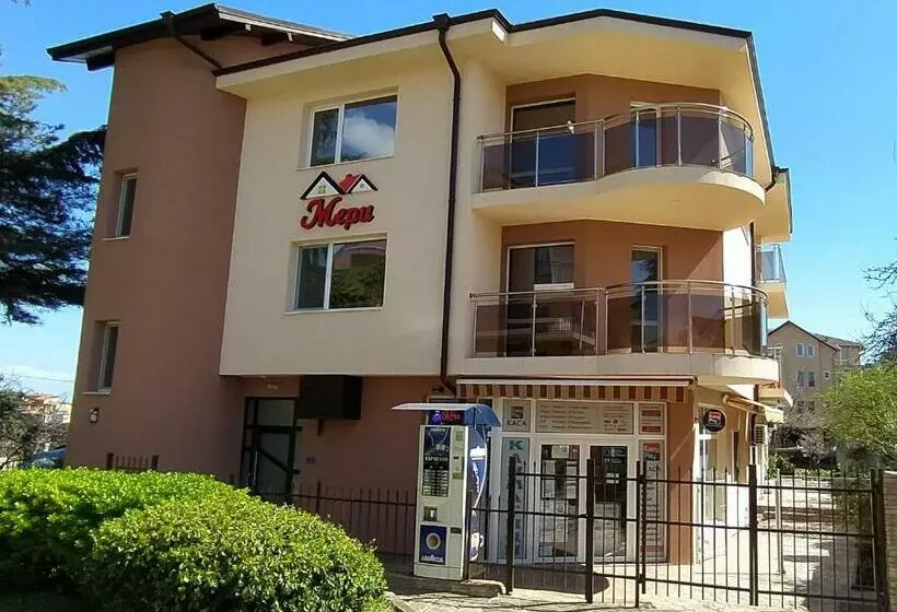پانسیون Guest Rooms Mery