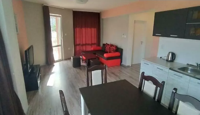 پانسیون Guest Rooms Mery