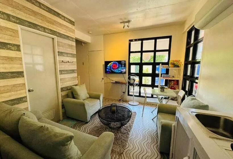 پانسیون Josephine S Bunker