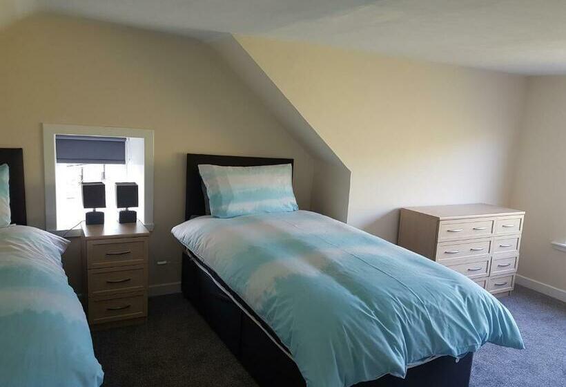 膳宿费 Ladyhill House