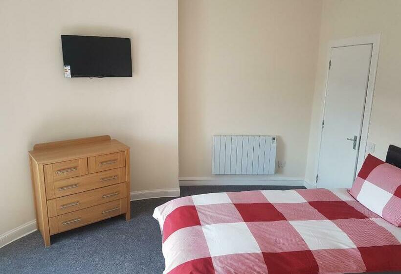 膳宿费 Ladyhill House