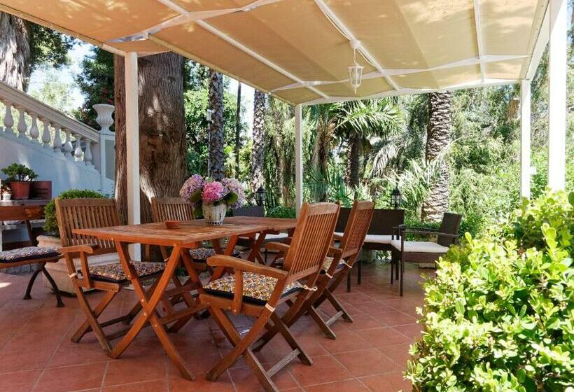 Bed and Breakfast Du Parc Boutique Home