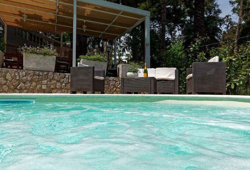 Bed and Breakfast Du Parc Boutique Home