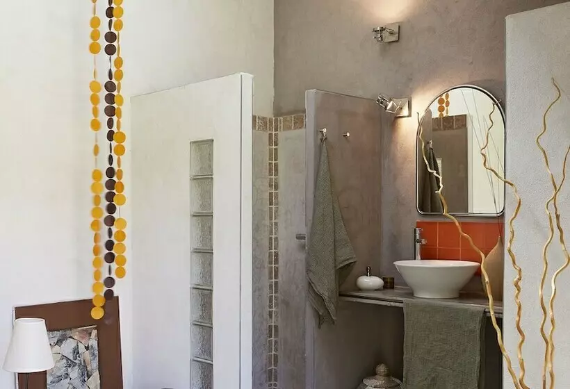 Aamiaismajoitus (B&B) Au Coin Des Figuiers