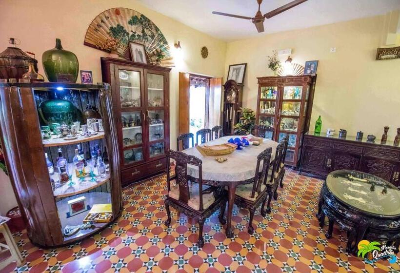 Bed and Breakfast Moradia Dos Quadros