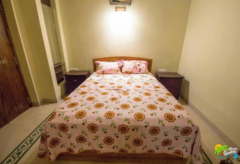Bed and Breakfast Moradia Dos Quadros