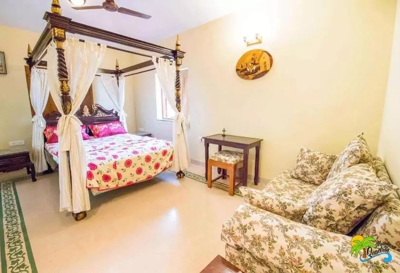 Bed and Breakfast Moradia Dos Quadros