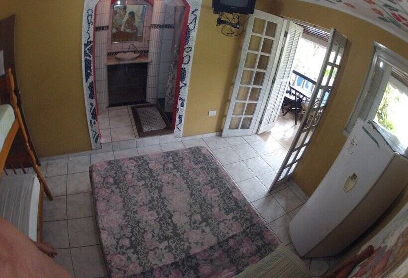 ペンション Golfinho Tropical Hostel E Pousada