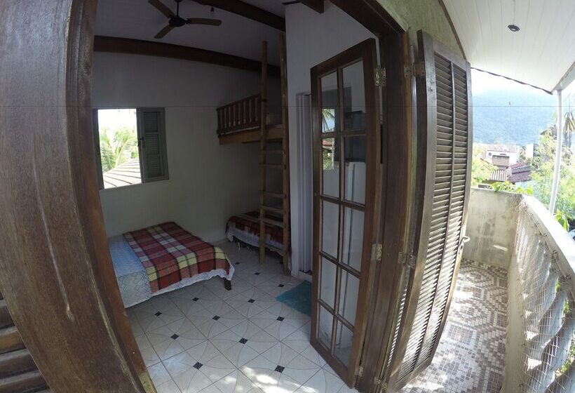 ペンション Golfinho Tropical Hostel E Pousada