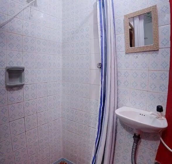 پانسیون Golfinho Tropical Hostel E Pousada