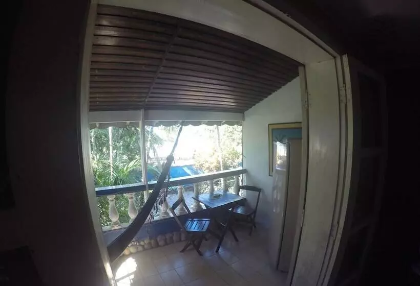 پانسیون Golfinho Tropical Hostel E Pousada