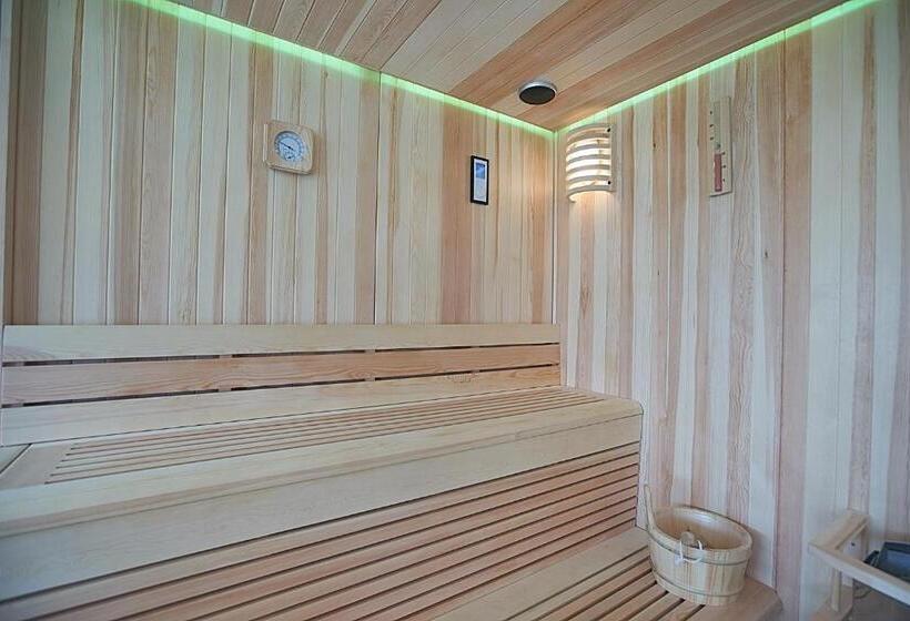 بنسيون Insula Christiana